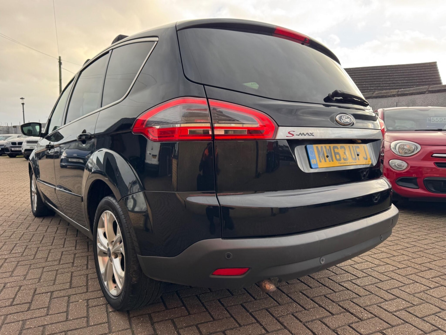 Used Ford S-Max 2013 for sale - 76912976: Photo 9