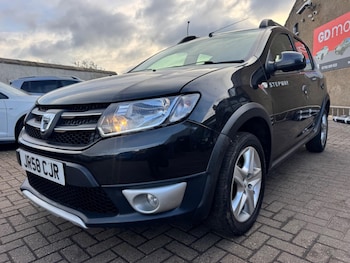 Used Dacia Sandero Stepway 2015 for sale - 78184251: Photo