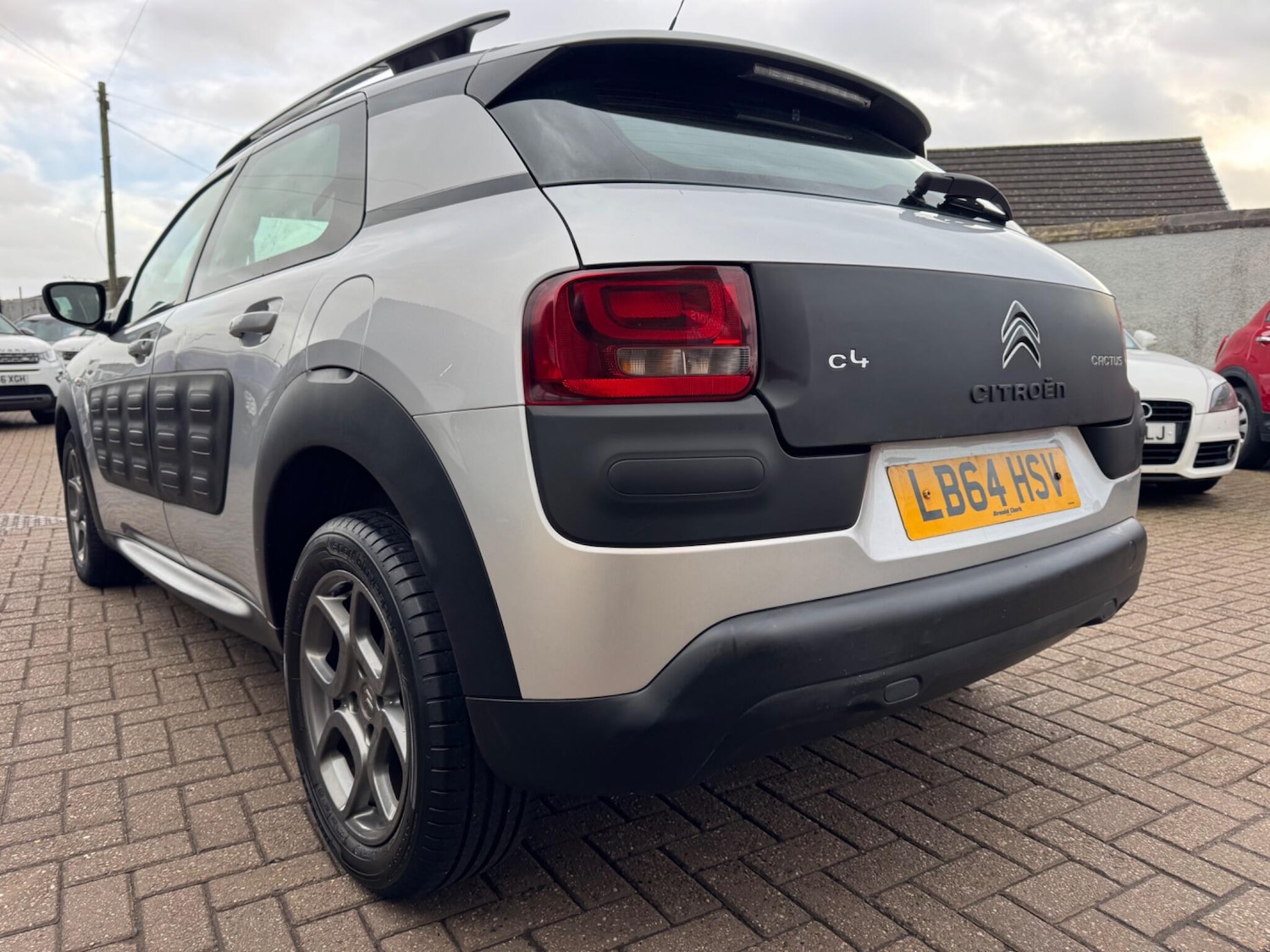 Used Citroen C4 Cactus 2015 for sale - 76913668: Photo 12
