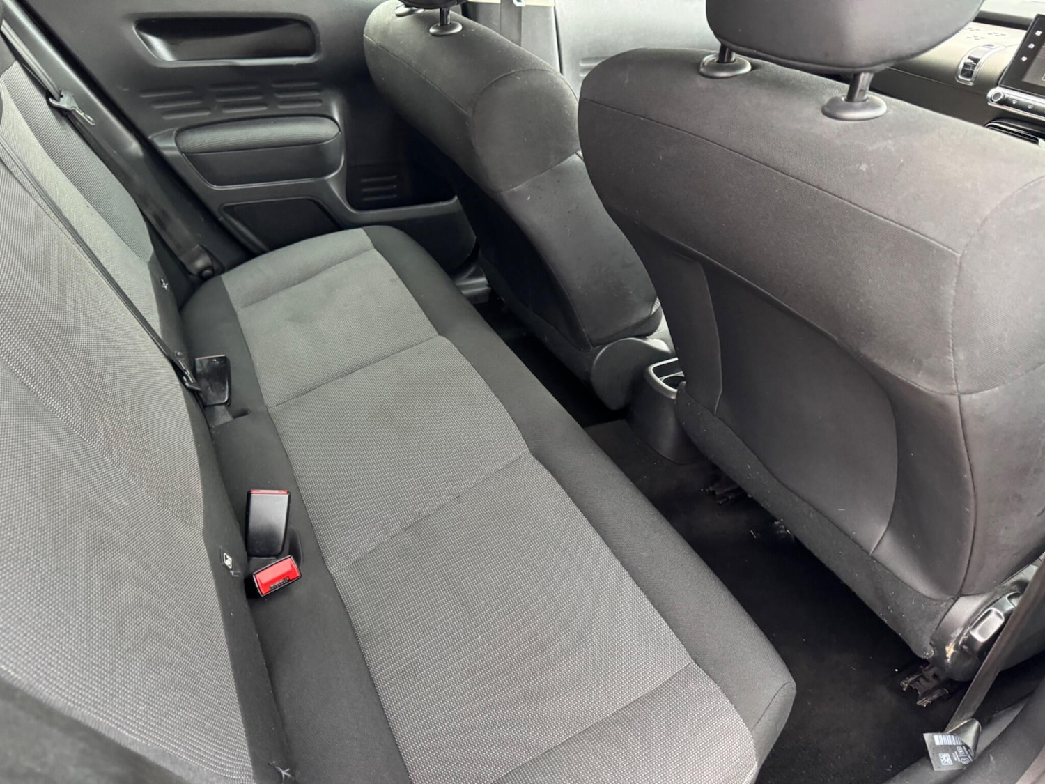 Used Citroen C4 Cactus 2015 for sale - 76913668: Photo 20