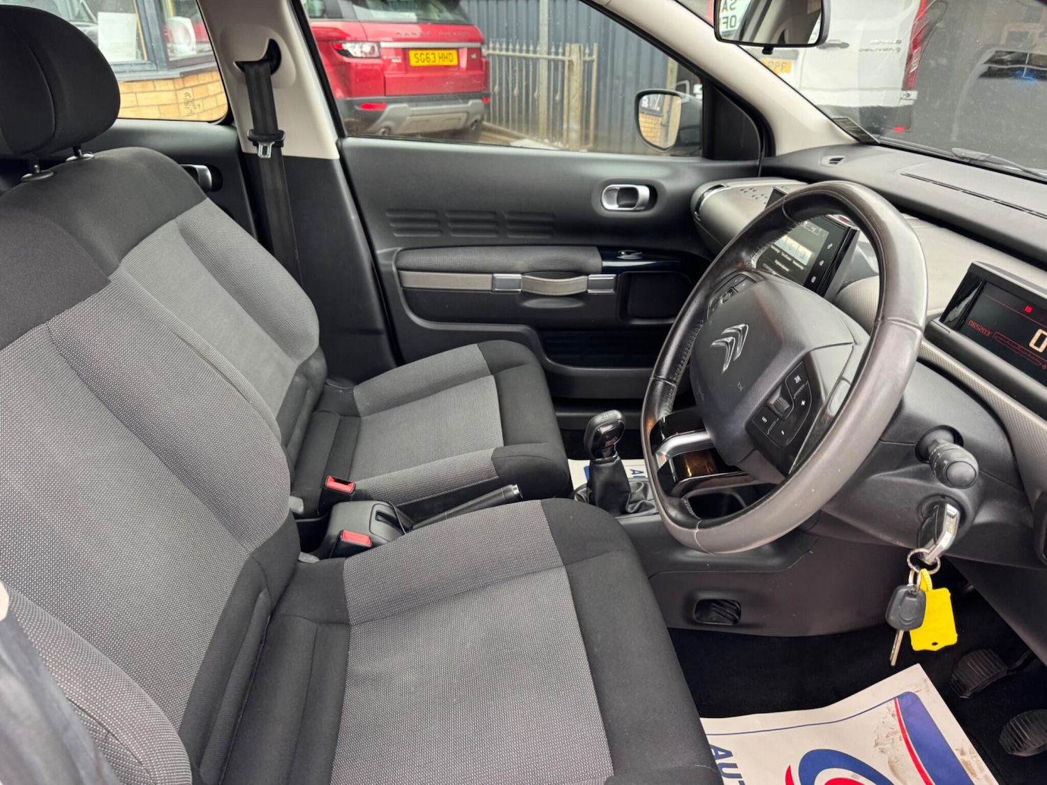 Used Citroen C4 Cactus 2015 for sale - 76913668: Photo 23