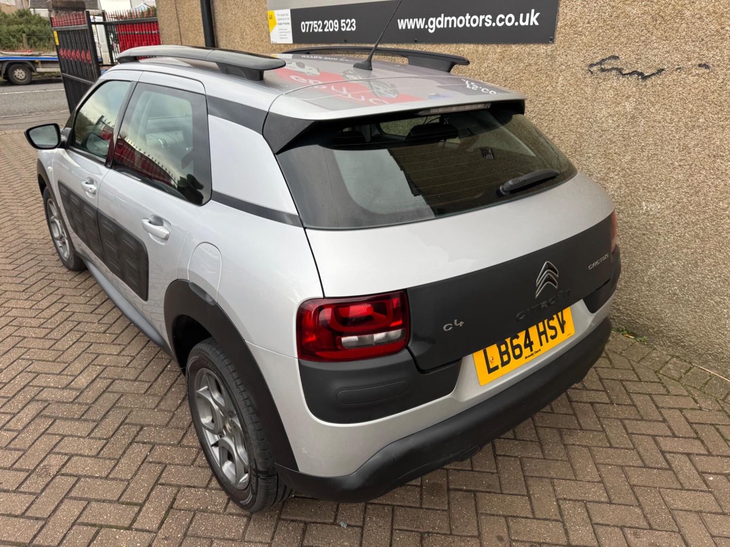 Used Citroen C4 Cactus 2015 for sale - 76913668: Photo 6