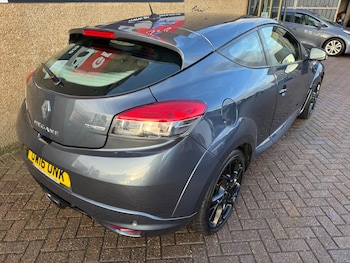 Used Renault Megane 2016 for sale - 76996107: Photo