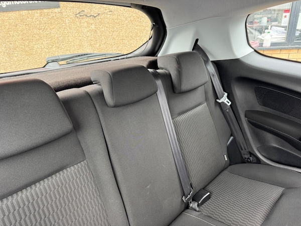 Used Peugeot 208 2015 for sale - 76306875: Photo 19