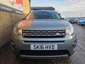 Used Land Rover Discovery Sport 2016 for sale - 77625555: Photo