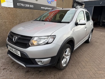 Used Dacia Sandero Stepway 2016 for sale - 79464082: Photo