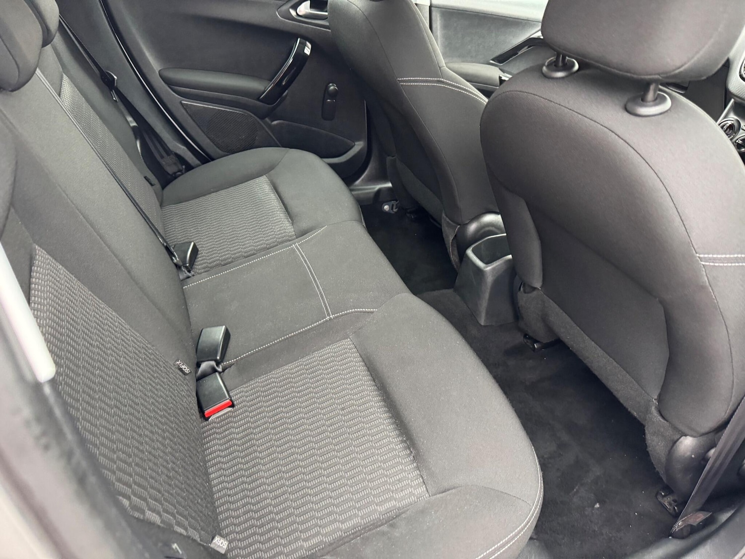 Used Peugeot 208 for sale - 77808395: Photo 24