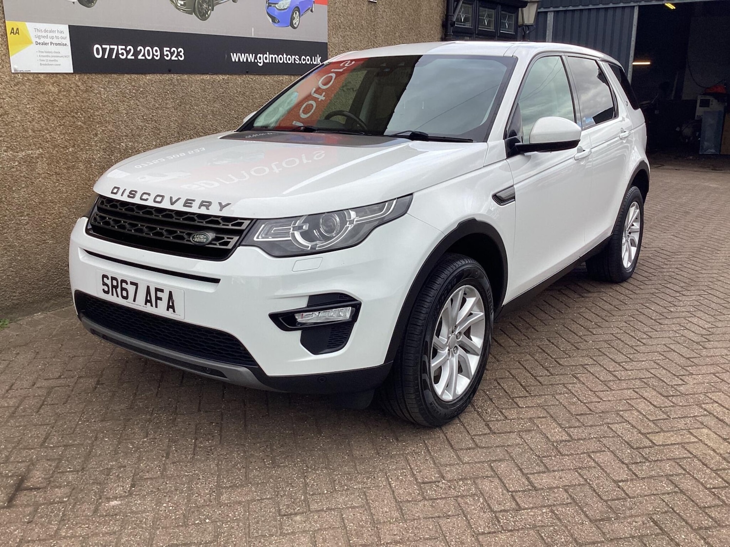 Used Land Rover Discovery Sport 2017 for sale - 76031512: Photo 7