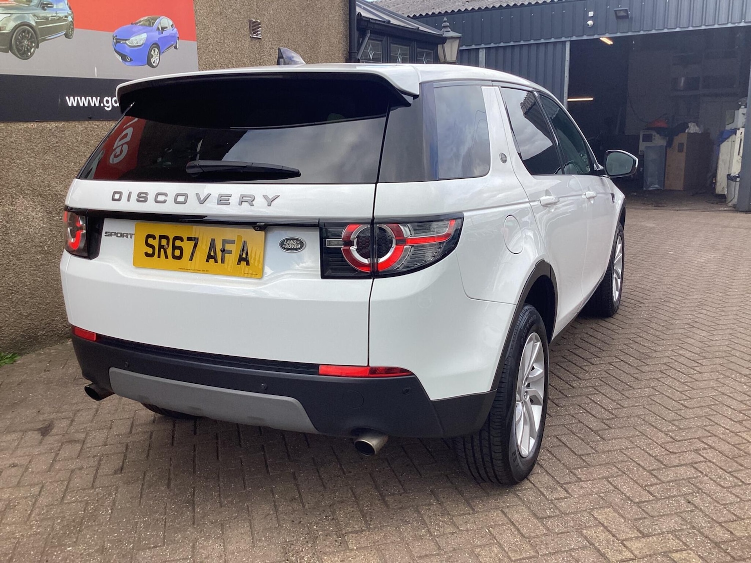 Used Land Rover Discovery Sport 2017 for sale - 76031512: Photo 8