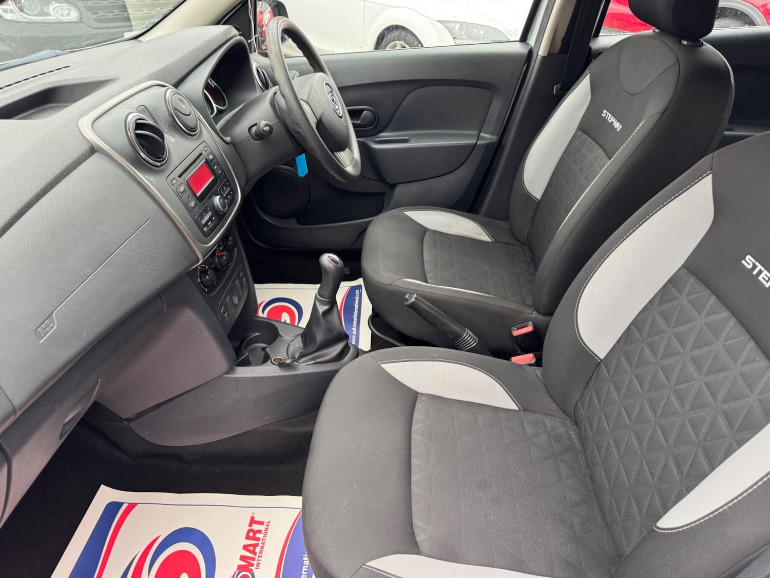 Used Dacia Sandero Stepway 2015 for sale - 77067098: Photo 14