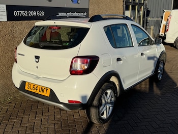 Used Dacia Sandero Stepway 2014 for sale - 76993750: Photo