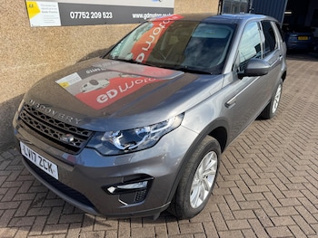 Used Land Rover Discovery Sport 2017 for sale - 78318404: Photo