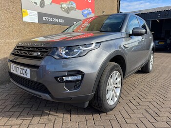 Used Land Rover Discovery Sport 2017 for sale - 78318404: Photo