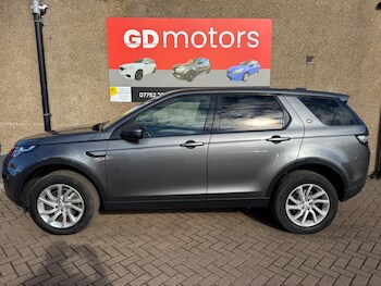 Used Land Rover Discovery Sport 2017 for sale - 78318404: Photo