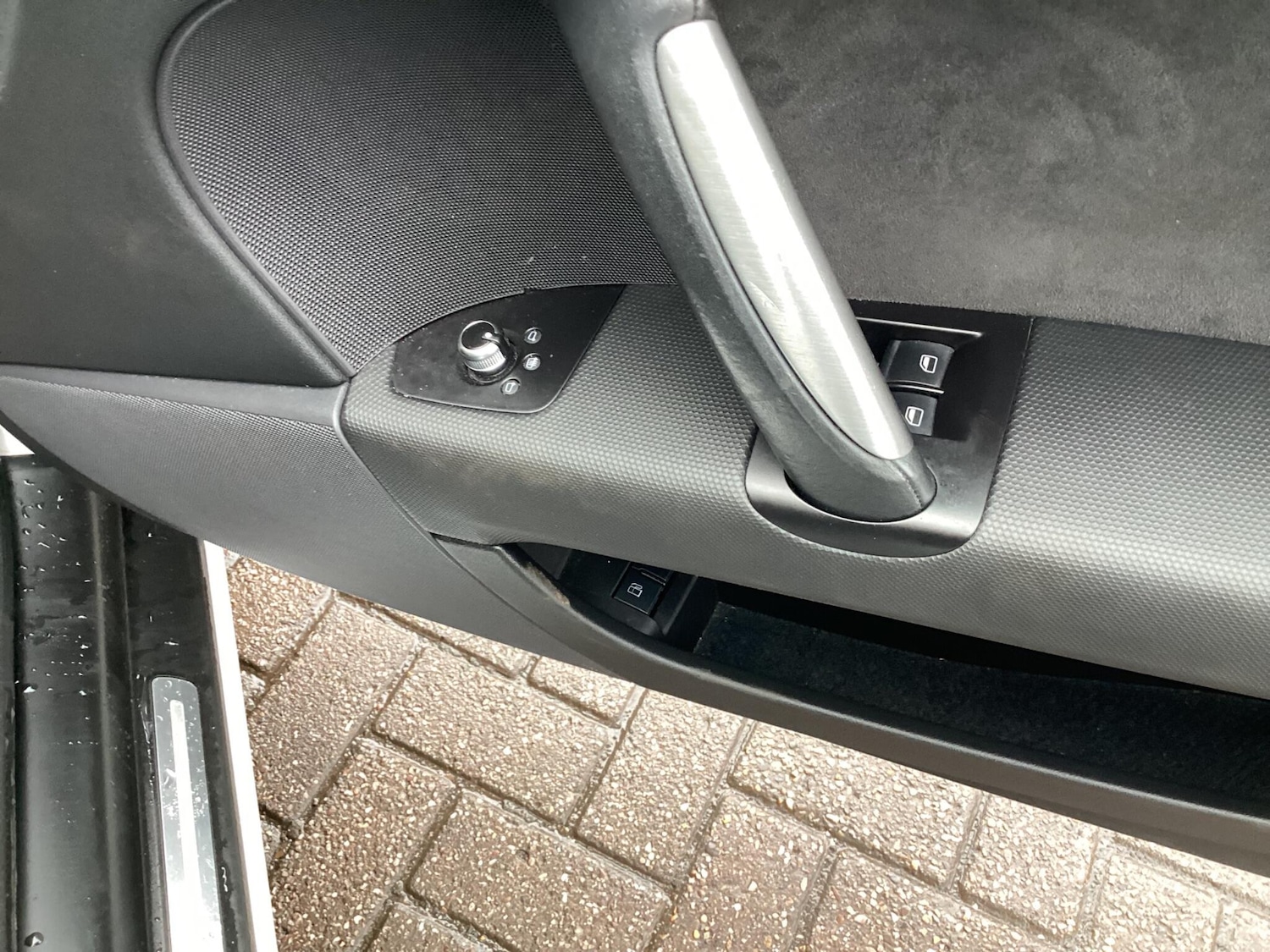 Used Audi TT 2011 for sale - 76433106: Photo 15