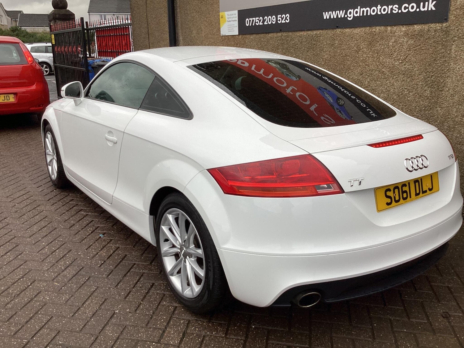 Used Audi TT 2011 for sale - 76433106: Photo 3