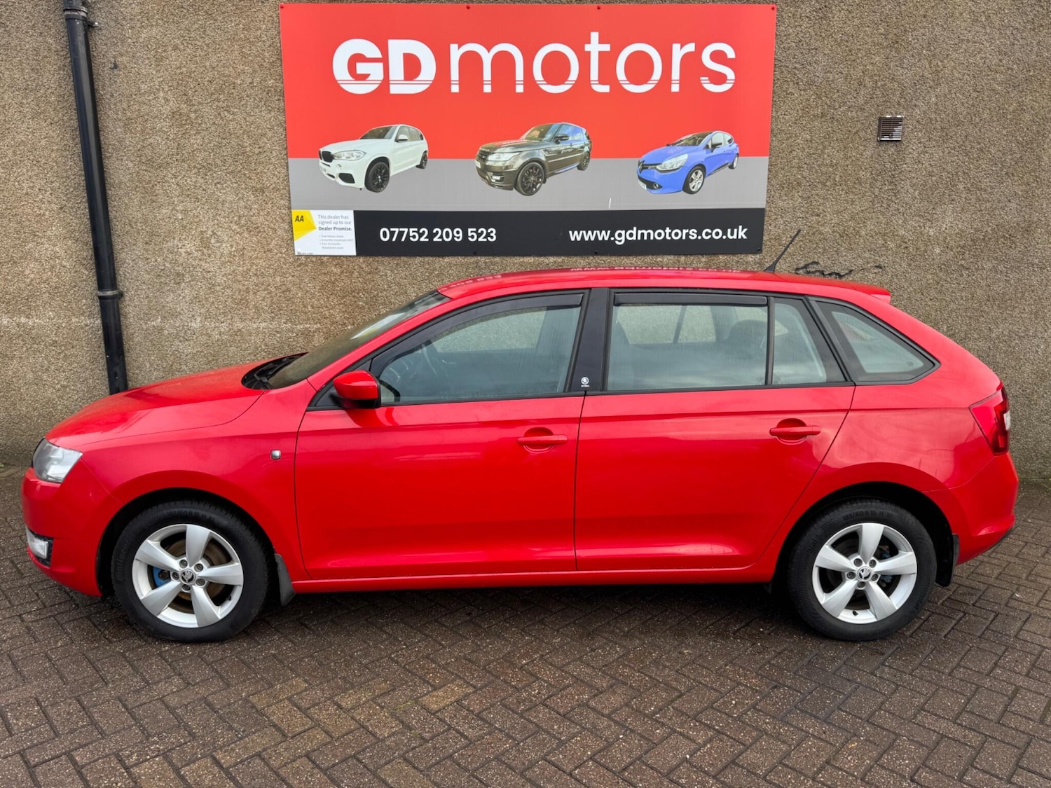 Used Skoda Rapid Spaceback 2014 for sale - 76190065: Photo 4