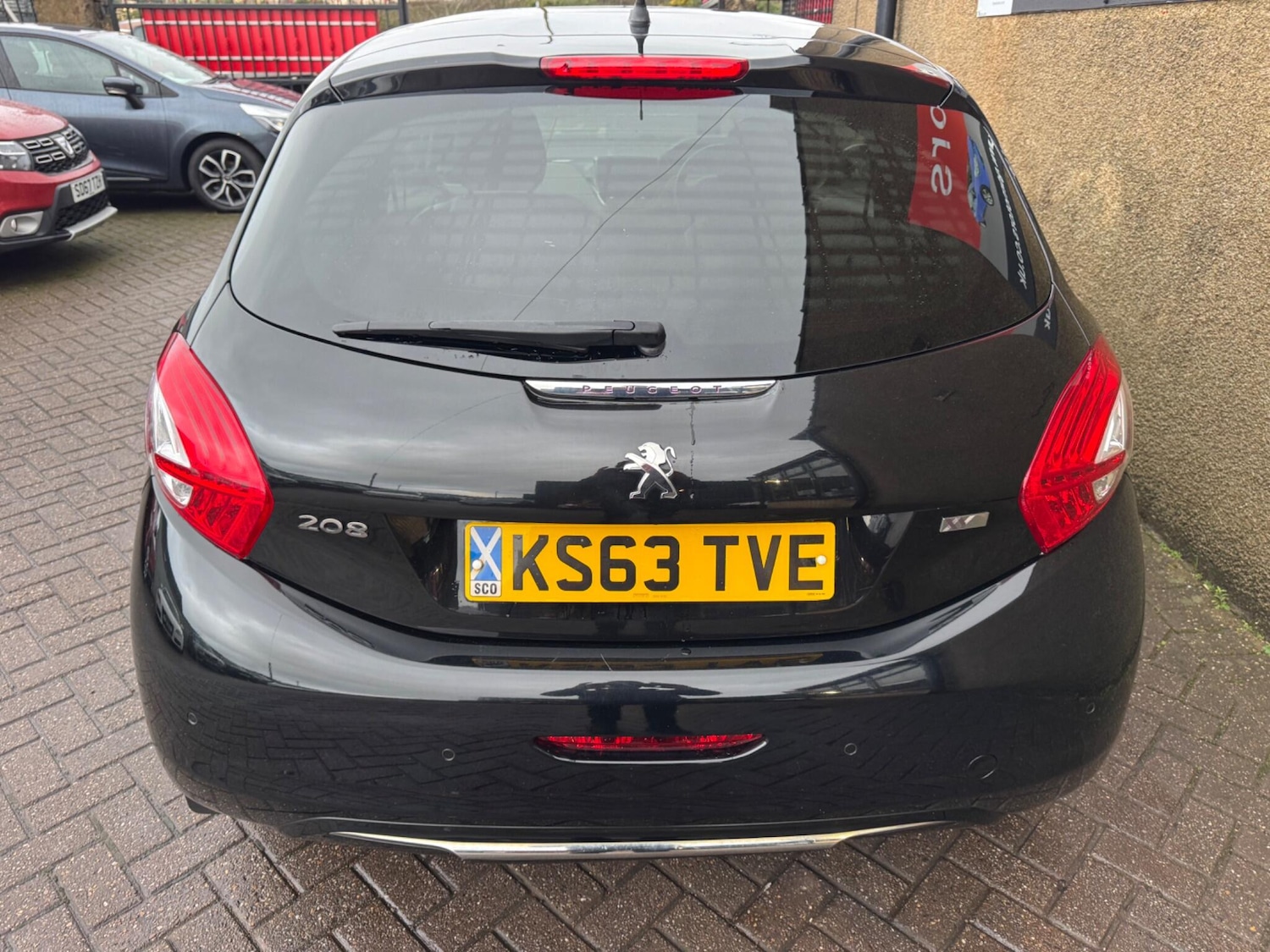 Used Peugeot 208 2014 for sale - 77029789: Photo 7