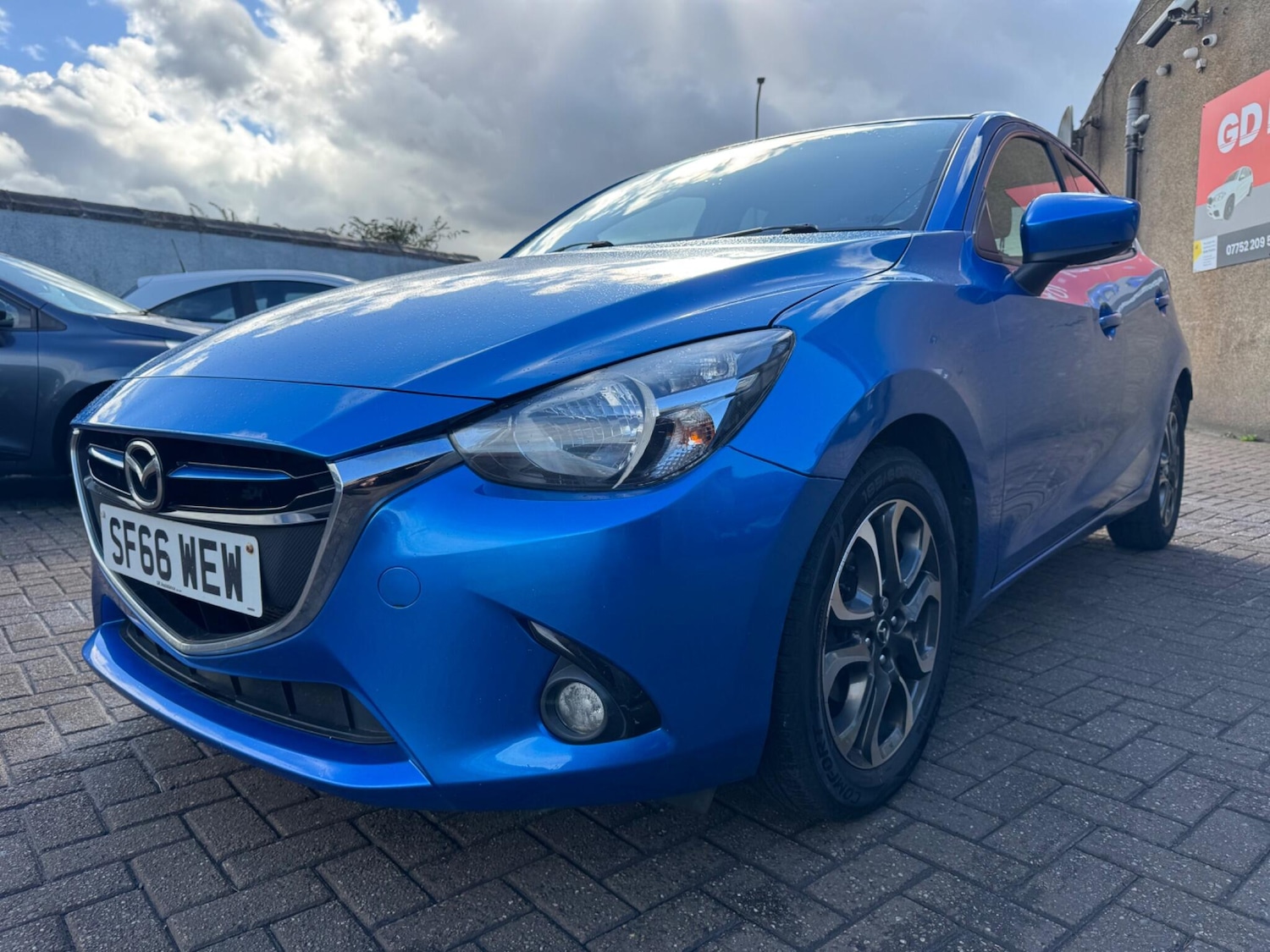 Used Mazda Mazda2 for sale - 76990107: Photo 8