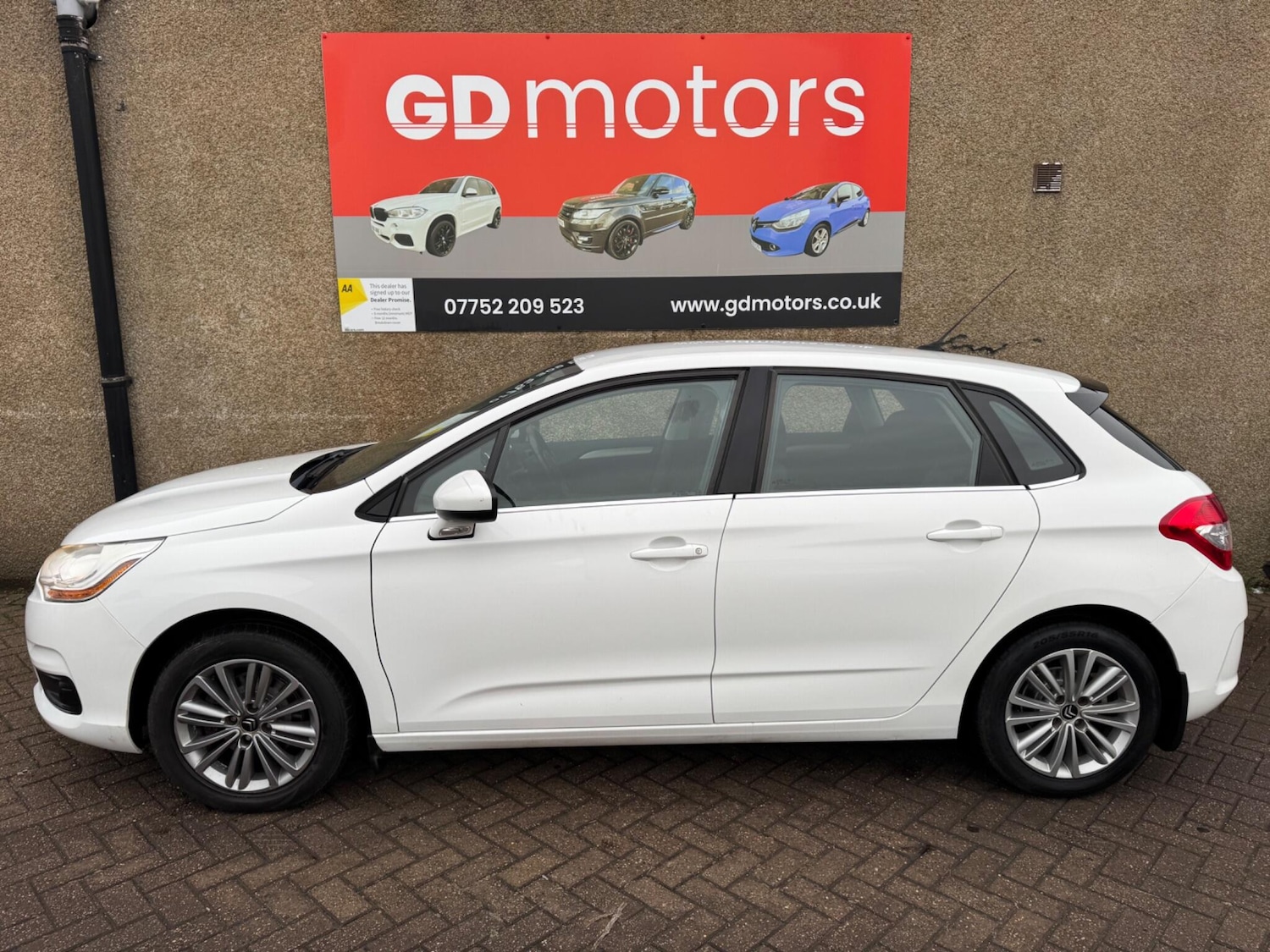 Used Citroen C4 2013 for sale - 77230223: Photo 2