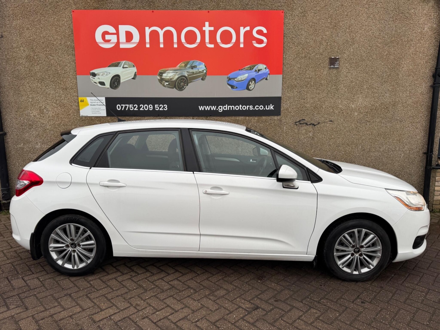 Used Citroen C4 2013 for sale - 77230223: Photo 3