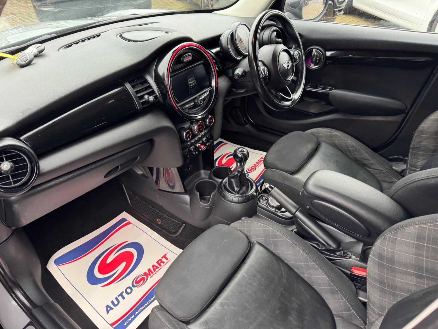 Used MINI Hatch 2016 for sale - 76936683: Photo 17