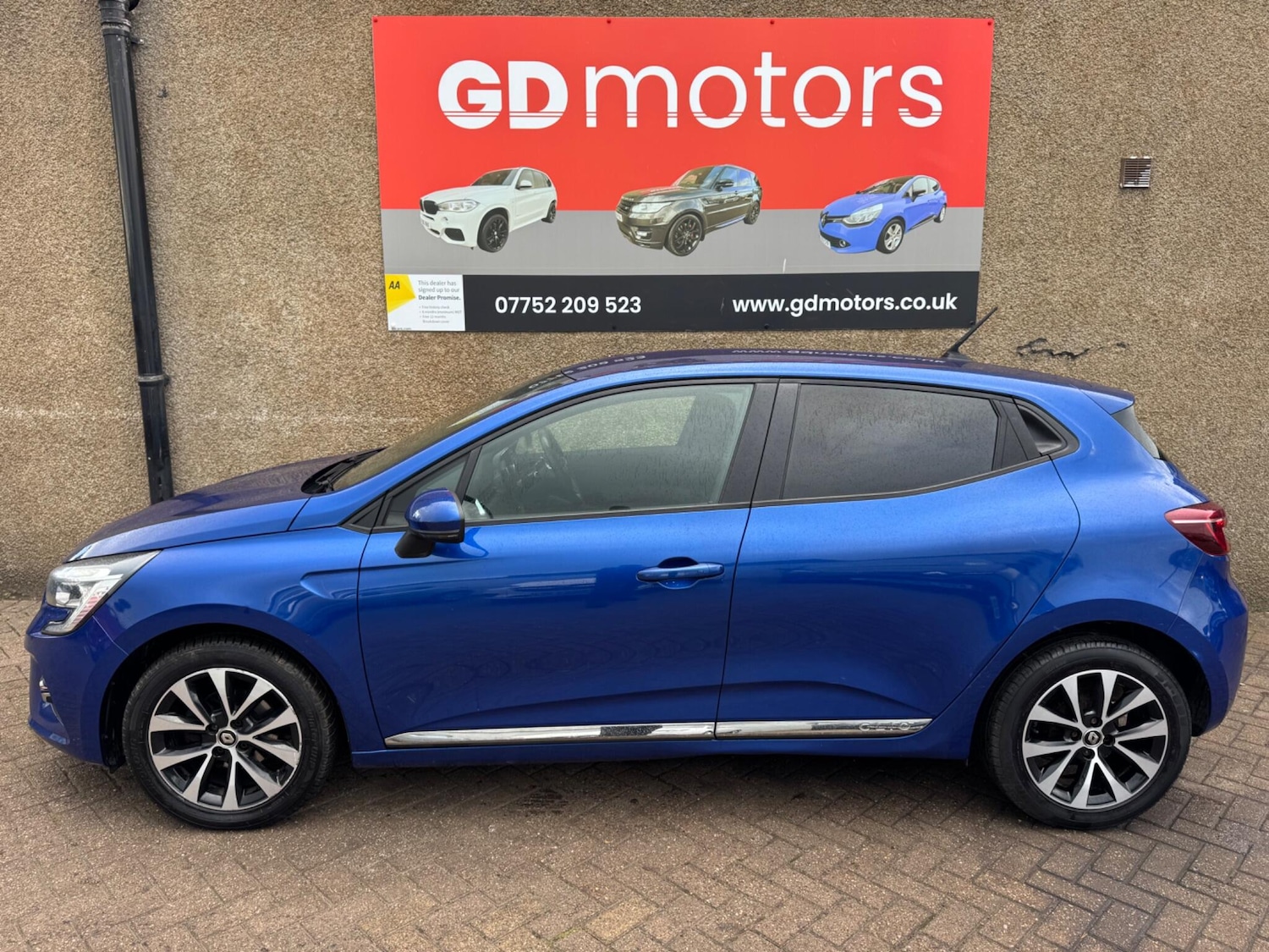 Used Renault Clio 2020 for sale - 75978073: Photo 11