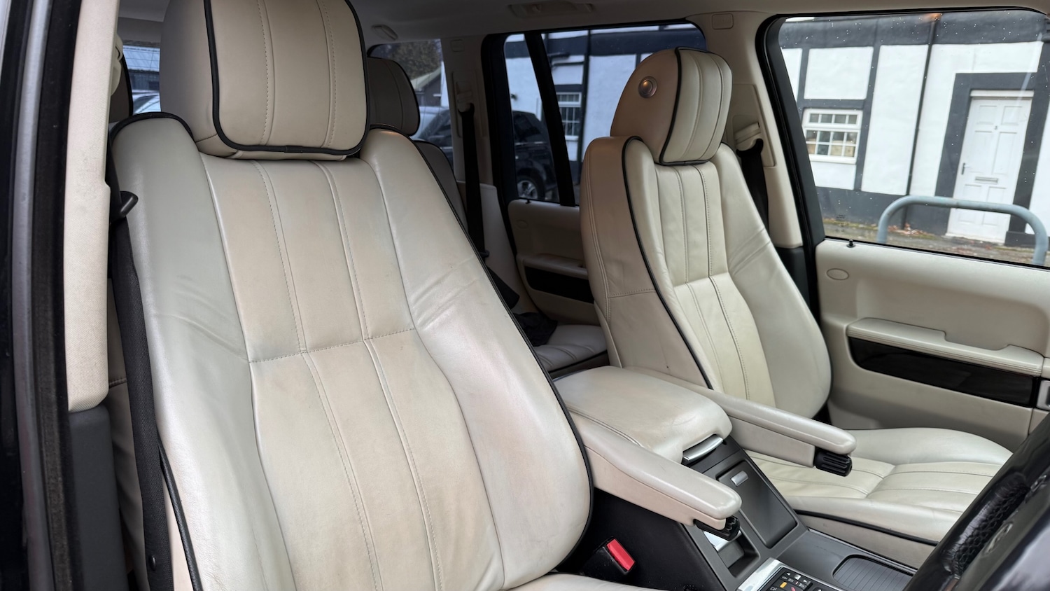 Used Land Rover Range Rover 2011 for sale - 77435910: Photo 12