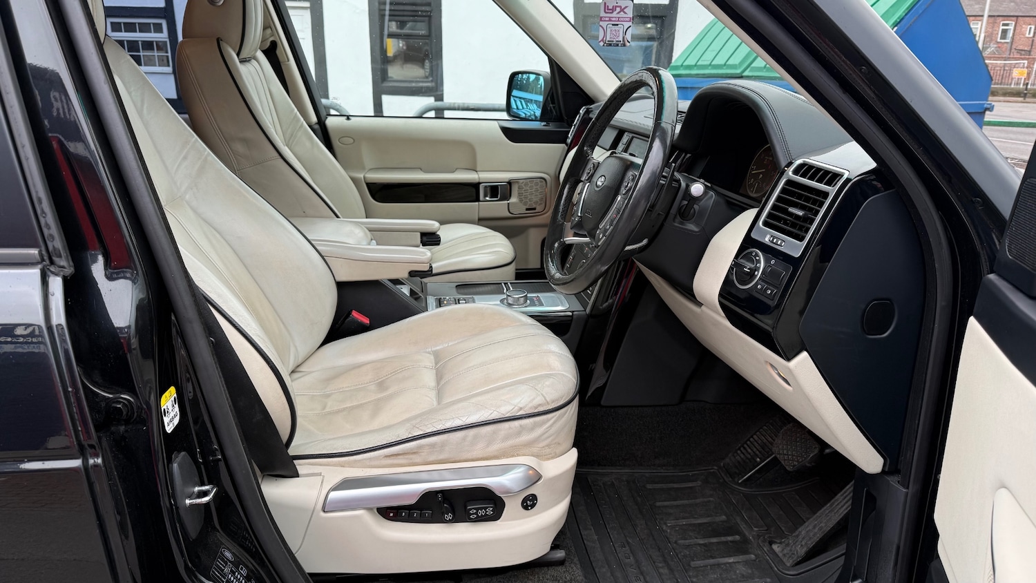 Used Land Rover Range Rover 2011 for sale - 77435910: Photo 13