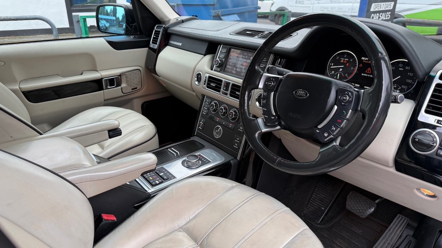 Used Land Rover Range Rover 2011 for sale - 77435910: Photo 14