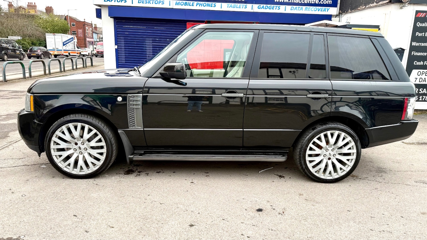 Used Land Rover Range Rover 2011 for sale - 77435910: Photo 4