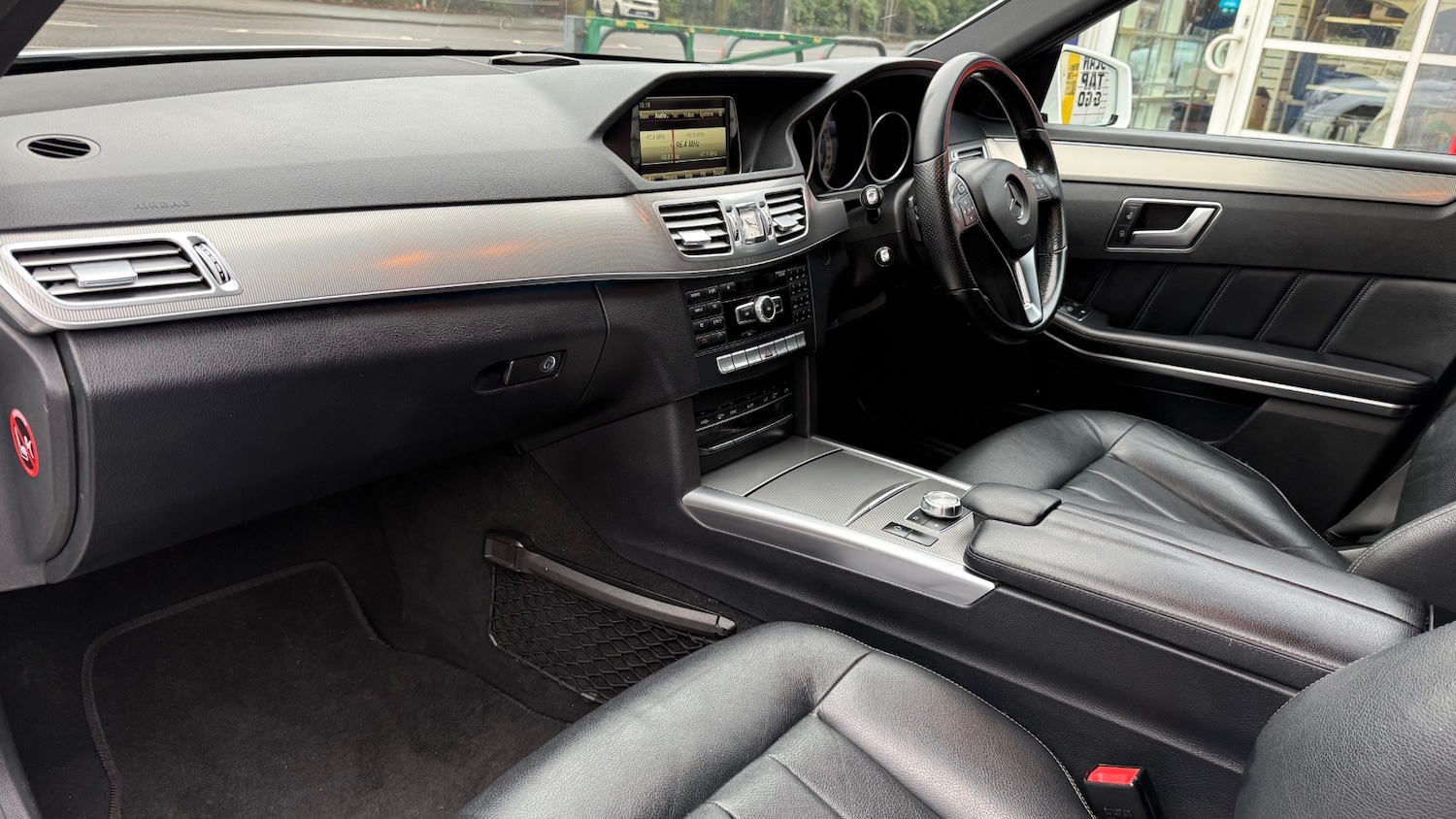 Used Mercedes-Benz E Class 2014 for sale - 77129774: Photo 10