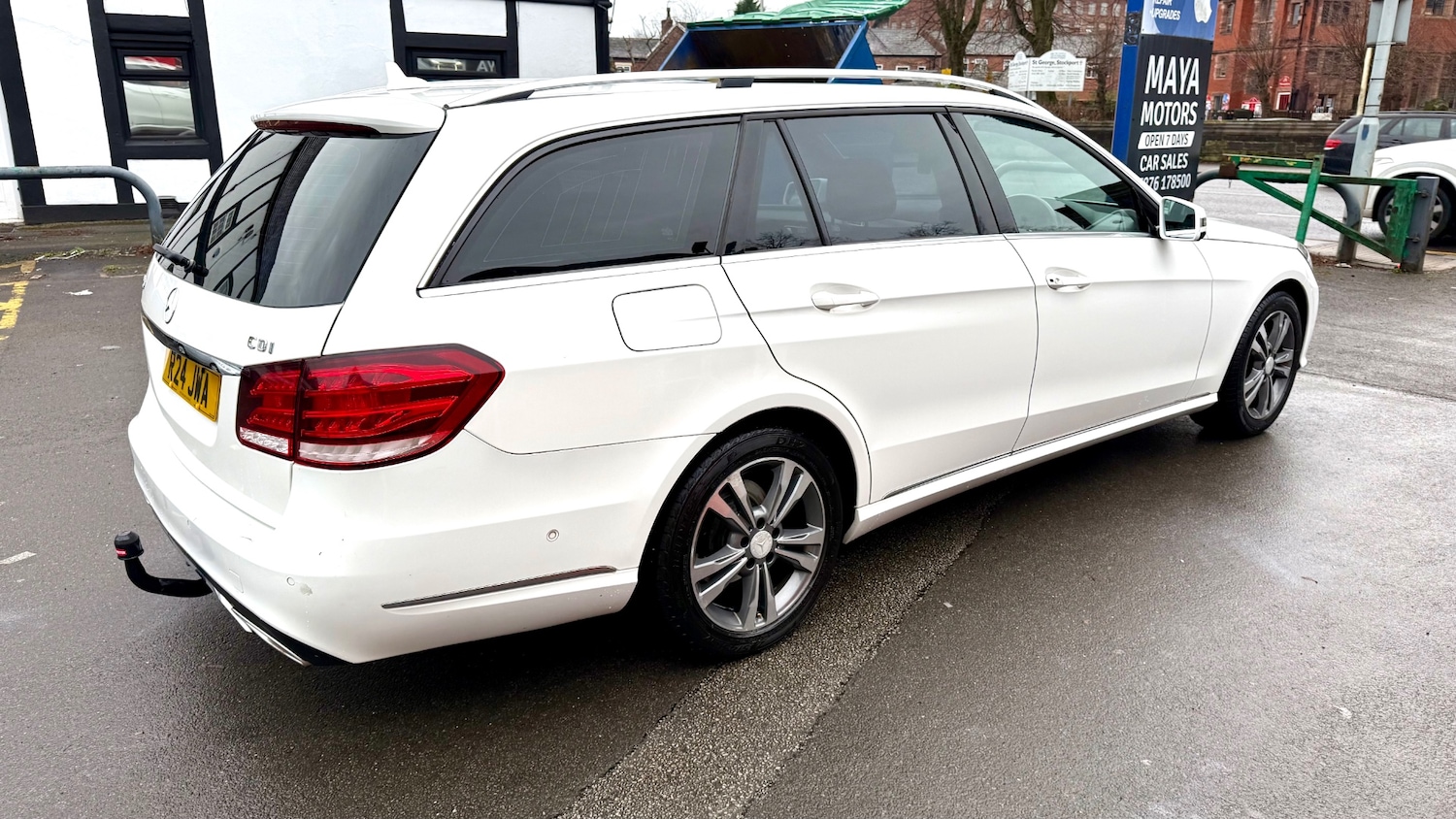 Used Mercedes-Benz E Class 2014 for sale - 77129774: Photo 7