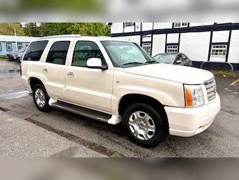 Used Cadillac Escalade 2004 for sale - 78568298: Photo