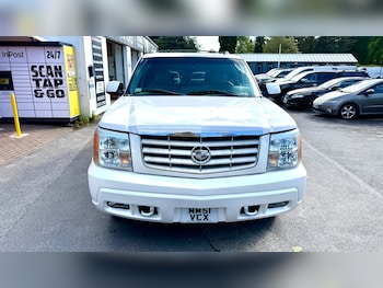 Used Cadillac Escalade 2004 for sale - 78568298: Photo