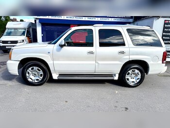 Used Cadillac Escalade 2004 for sale - 78568298: Photo