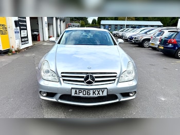 Used Mercedes-Benz CLS 2006 for sale - 75639777: Photo