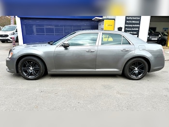 Used Chrysler 300C 2012 for sale - 75386131: Photo