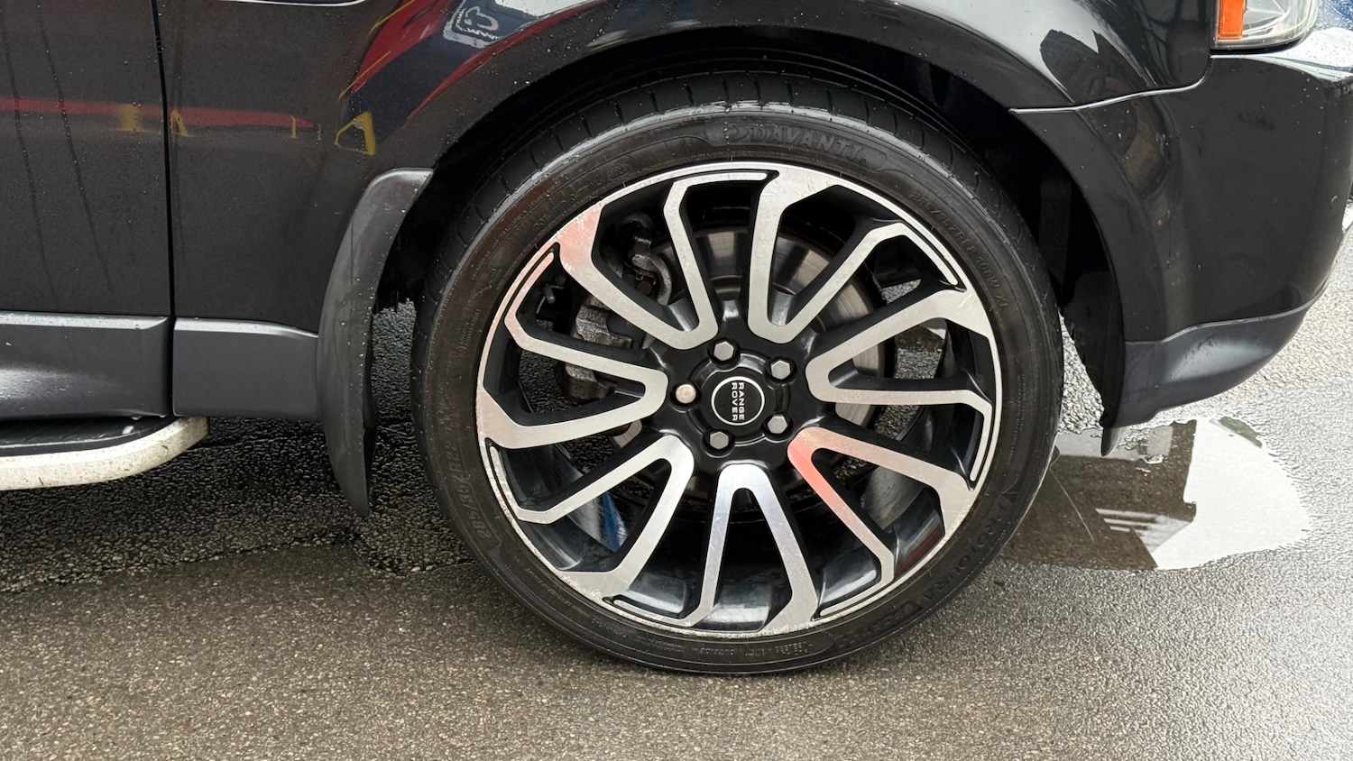 Used Land Rover Range Rover Sport 2010 for sale - 78038825: Photo 18