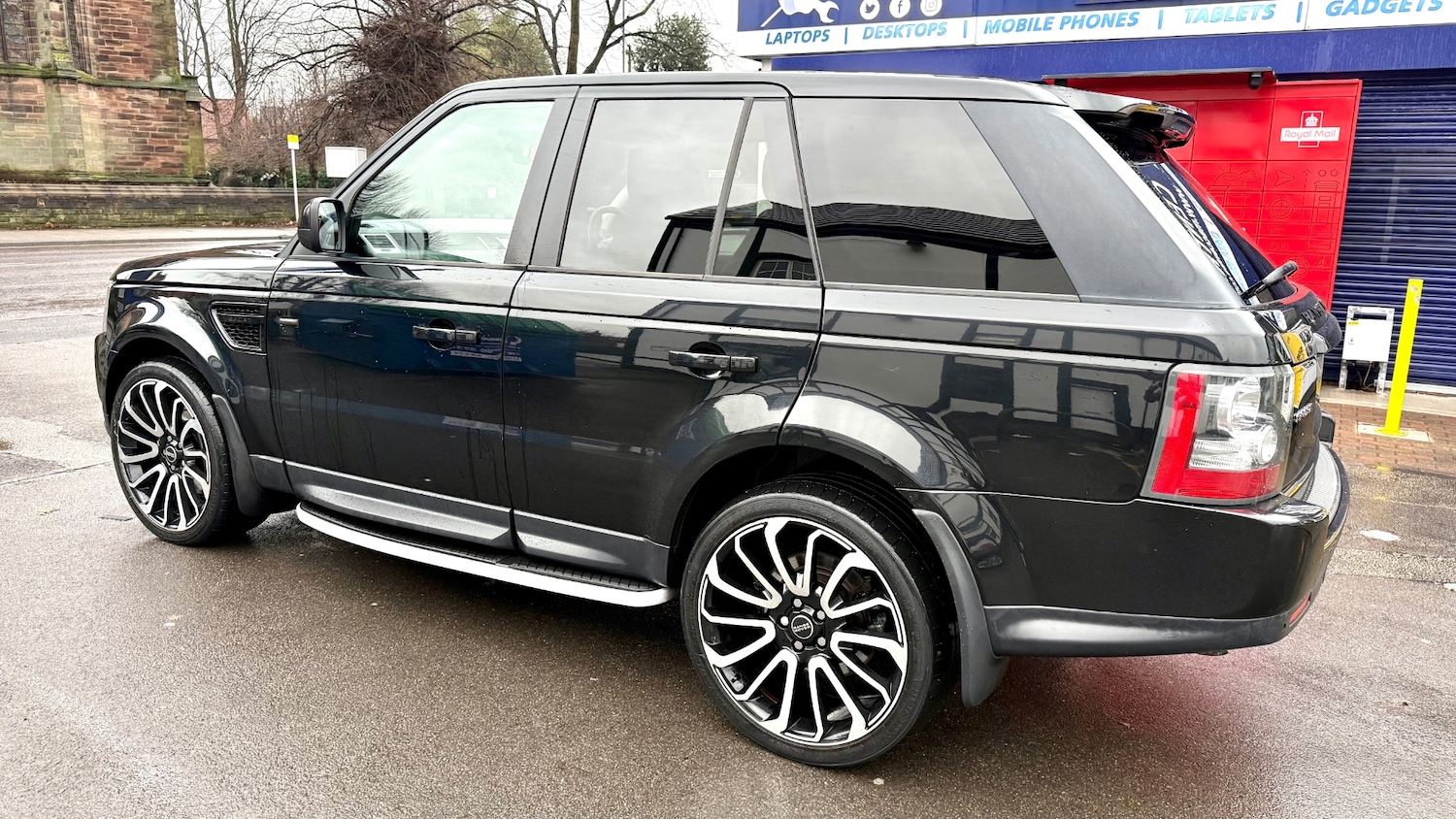 Used Land Rover Range Rover Sport 2010 for sale - 78038825: Photo 5