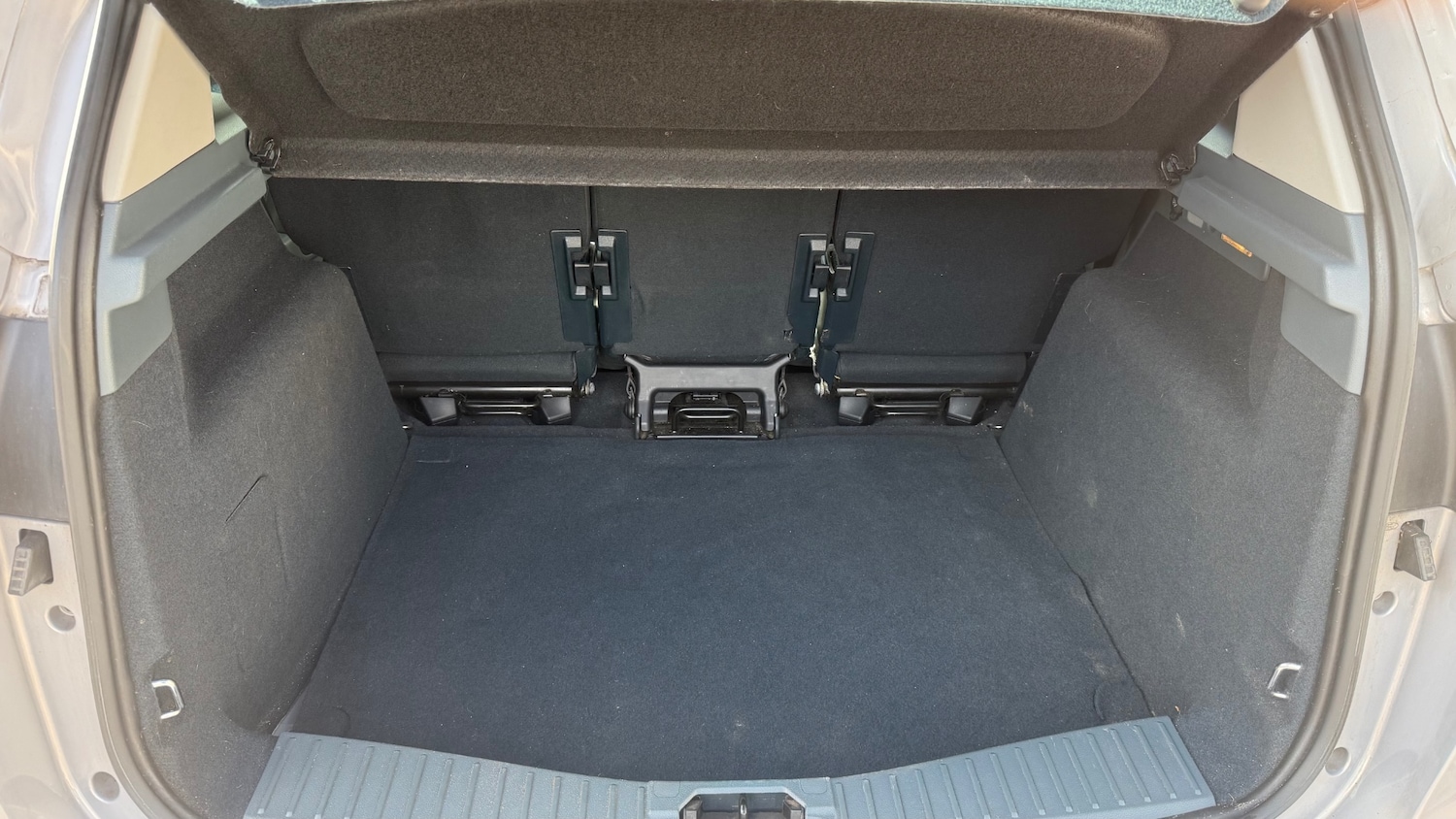 Used Ford C-Max 2011 for sale - 75994690: Photo 13