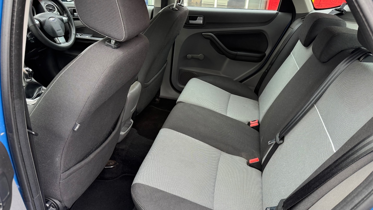 Used Ford Focus 2010 for sale - 76193470: Photo 12