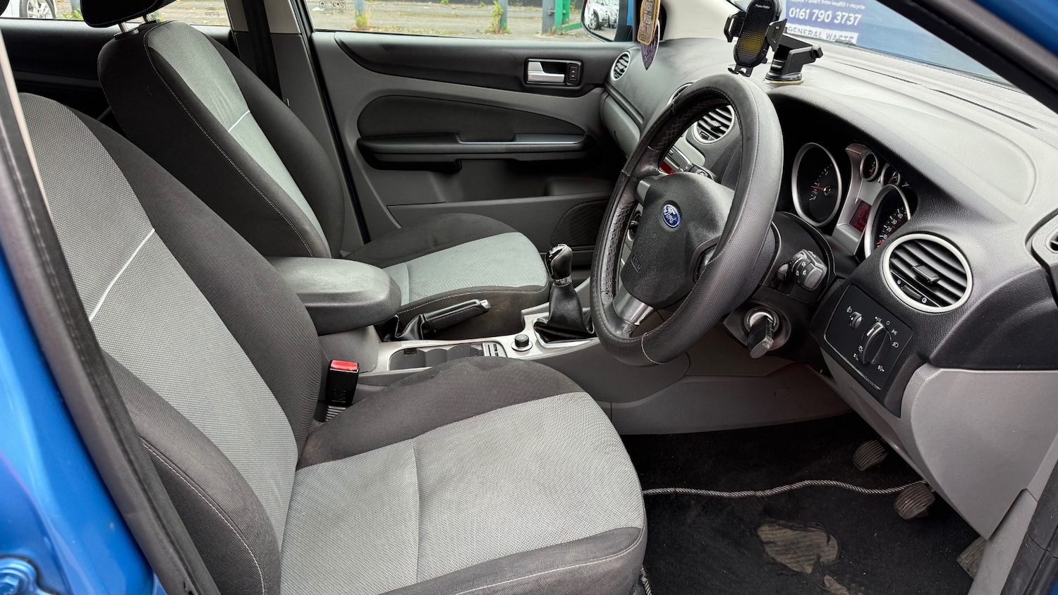 Used Ford Focus 2010 for sale - 76193470: Photo 14