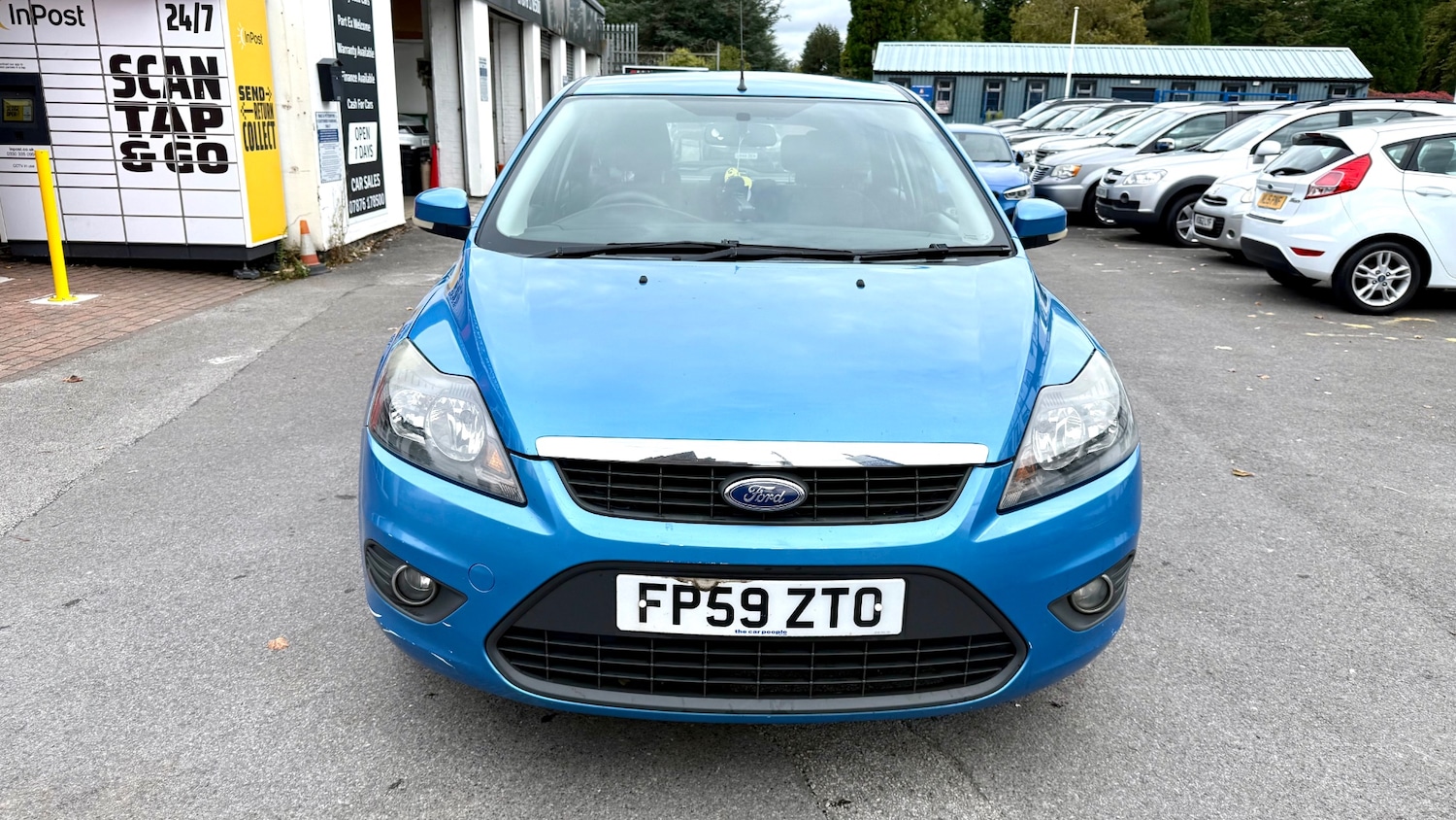 Used Ford Focus 2010 for sale - 76193470: Photo 2
