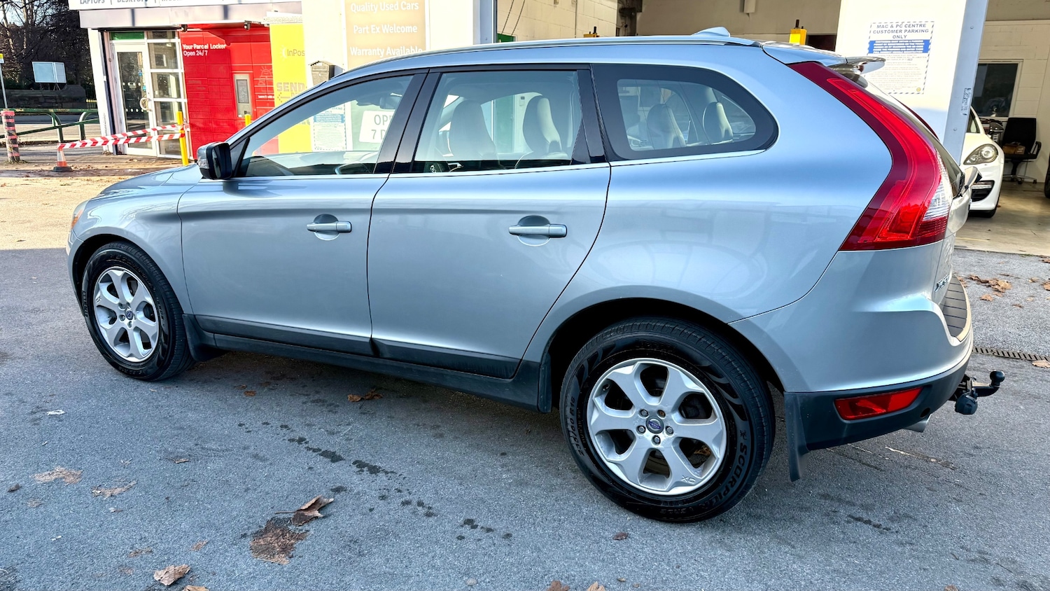Used Volvo XC60 2009 for sale - 76594849: Photo 5