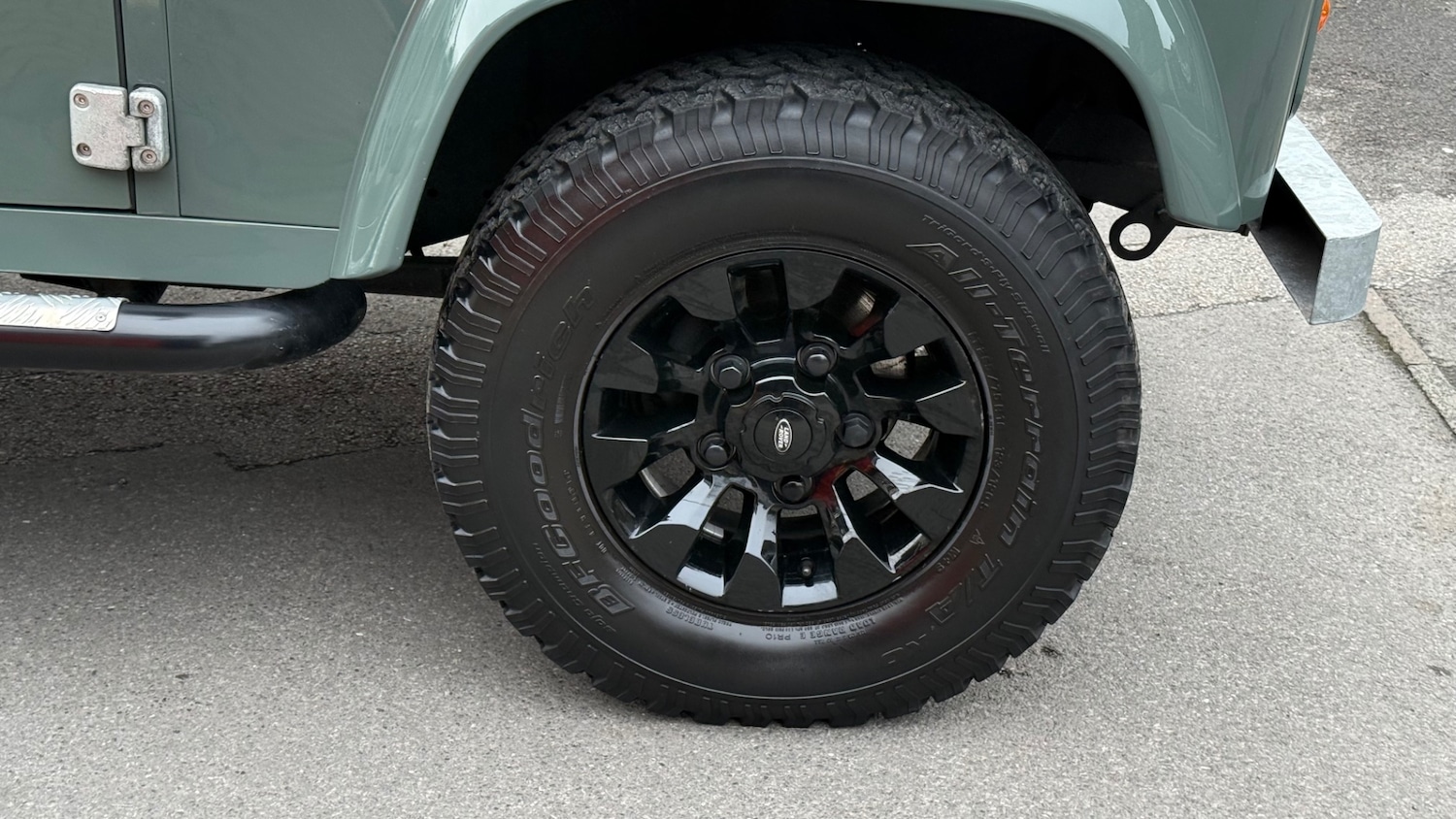 Used Land Rover Defender 2010 for sale - 77160782: Photo 18