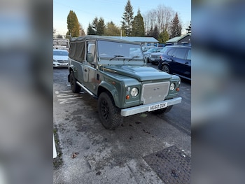Used Land Rover Defender 2010 for sale - 77160782: Photo