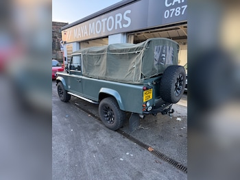 Used Land Rover Defender 2010 for sale - 77160782: Photo