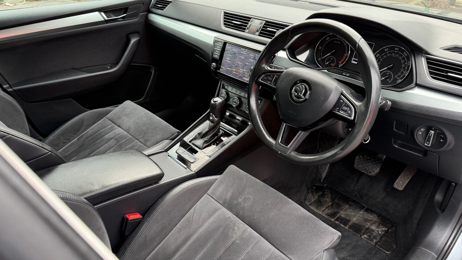 Used Skoda Superb 2016 for sale - 77520350: Photo 16