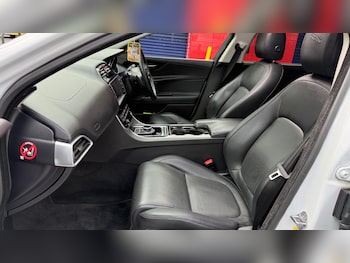 Used Jaguar XE 2017 for sale - 78941861: Photo